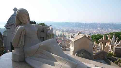 10 Reasons Why You Should Do French Immersion Outside Paris